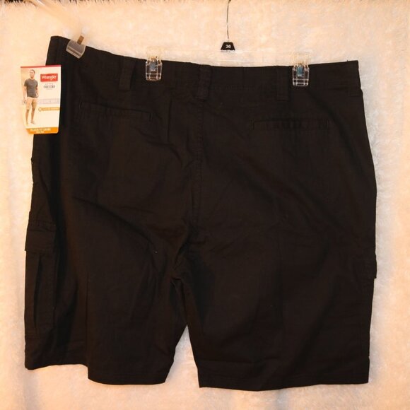 Wrangler Epic soft mens cargo shorts size 44 NWT - Picture 4 of 5